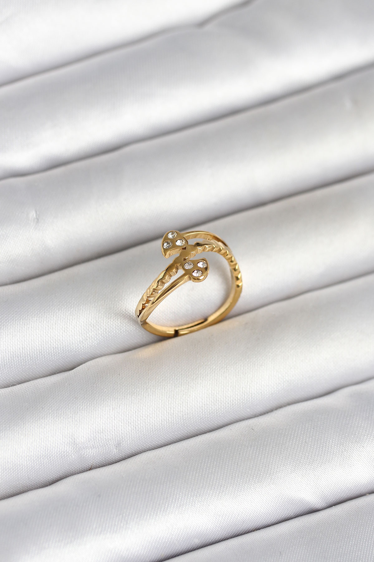 316L Çelik Gold Renk Zirkon Taşlı Kalp Model Kadın Yüzük - TJ-BYK4168