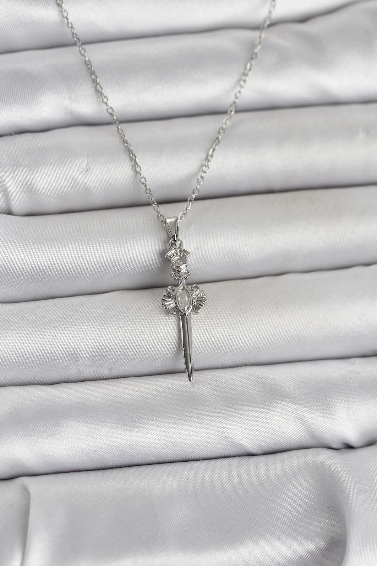 316L Çelik Zincir Gümüş Renk Kılıç Model Kadın Kolye - TJ-BKO11029