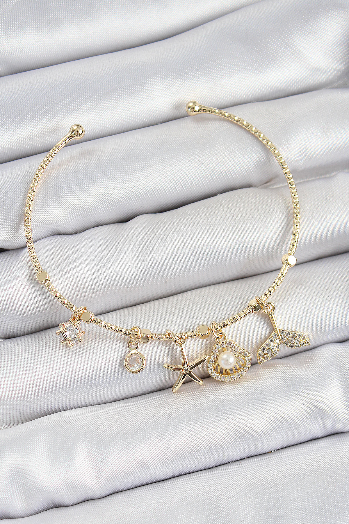 Pirinç Zirkon Taşlı İstiridye Ve Deniz Yıldızı Model Gold Renk Charm Bileklik - TJ-BB7358