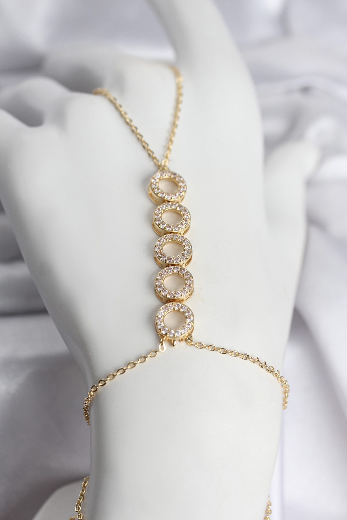Pirinç Gold Renk Zirkon Taşlı Sıralı Halka Model Kadın Şahmeran - TJ-SN763