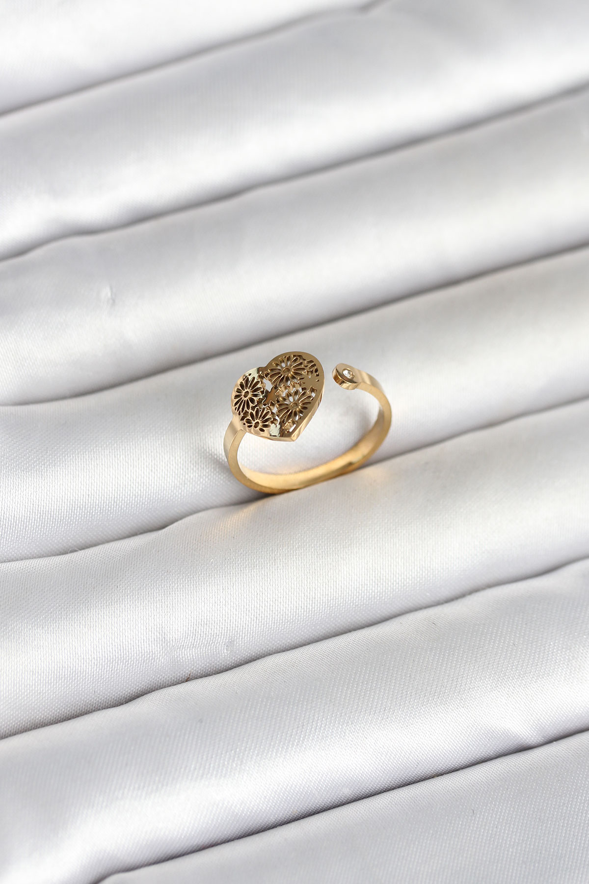 316L Çelik Gold Renk Kalp Model Kadın Yüzük - TJ-BYK4172
