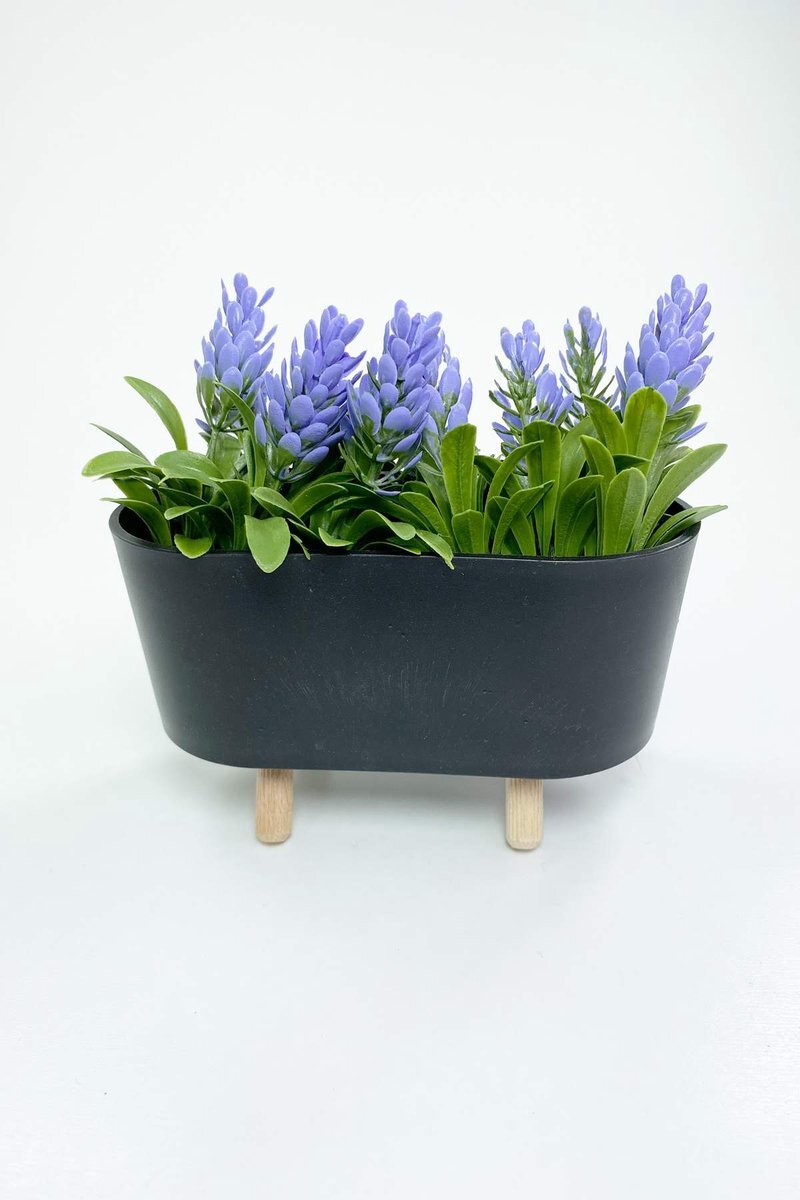 Ayaklı  Saksıda Lavanta Çiçeği Dekoratif Yapay Çiçek 8x8x13 cm R2