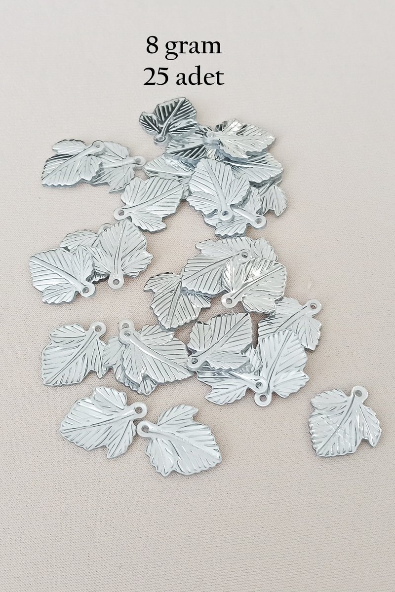 Oya Abiye Bileklik Kolye Pleksi Metalik Plastik Pul Gümüş Renk 8 gram 25 adet - BNC522